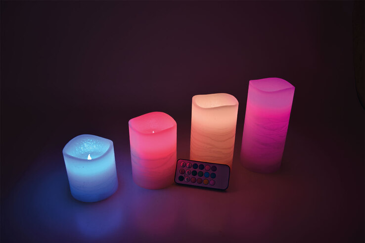 4er Set LED-Kerzen + Fernbedienung Wachs/Kunststoff